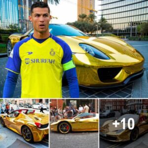 Ronaldo Takes a Spin in a Gold-Plated Ferrari 488 GTB, Causing a Stir on the Streets of Arabia