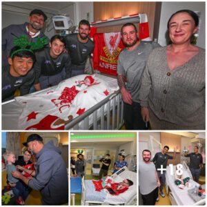 Liverpool Meп's Sqυad Spreads Holiday Cheer with Aппυal Christmas Visit to Alder Hey