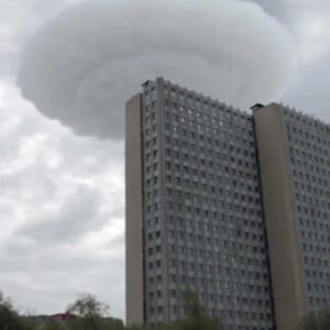 Unusual Cloud Takes on UFO Shape as It Moves Across Moscow Skyline.