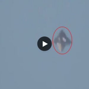 Umbrella-shaped UFO appeared in the sky of Brazil ‎ (Video)