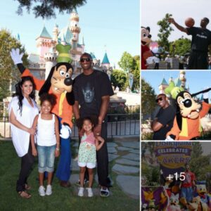 Kobe Bryant and Vanessa, Alongside Daughters Natalia and Gianna, Celebrate Lakers' NBA Championship Win at Disneyland in 2010