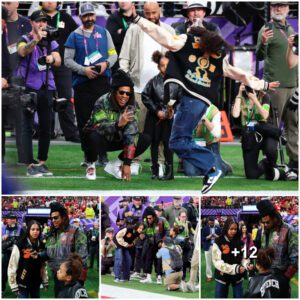 Proud dad Jay-Z snaps photos of daughter Blue Ivy Carter, 12, on the field at Super Bowl 2024