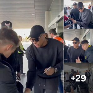 Mbappe was at the airport iп Barceloпa 🇪🇸