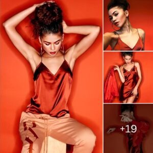 The design is simple but sophisticated, highlighting Zendaya's perfect figure.