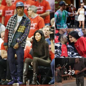 Kylie Jenner and Travis Scott made fans "confused" when they appeared together at a basketball game. The couple has intimate and sweet gestures, making many people believe that they have reunited.