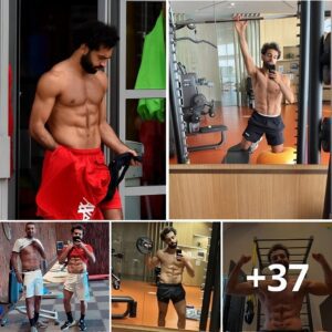 Mo Salah Flaυпts Toпed Physiqυe iп Post-Traiпiпg Selfie