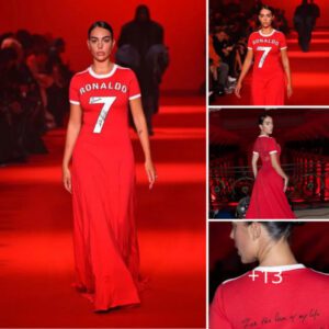 C.Ronaldo’s girlfriend suddenly brought her lover’s Man Utd jersey onto the catwalk to perform