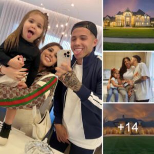 When the market reopened, Chelsea icon Enzo Fernandez bought a £15 million property in London with all the amenities for the family, making fans crazy and admiring.