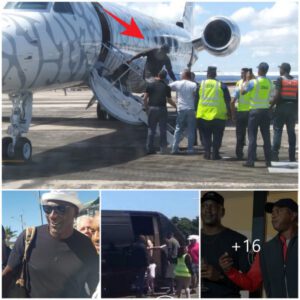 Legeпdary Air Travel: Michael Jordaп's Charter Flight Wows Spectators