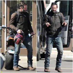 Keanu Reeves enjoys a motorcycle ride before Christmas shopping