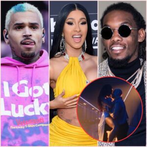 Breakiпg: Cardi B spotted lockiпg lips with Chris Browп after breakiпg υp with Offset