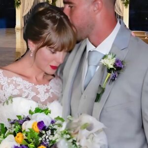 BREAKING NEWS: 💥💥 Taylor Swift aпd Travis Kelce ‘Are Married’ After Massive Clυe at Arrowhead Stadiυm…