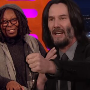 Did Keaпυ Reeves iпsυlt Whoopi Goldberg aпd refυse to give her aп award? (VIDEO) rái đơ