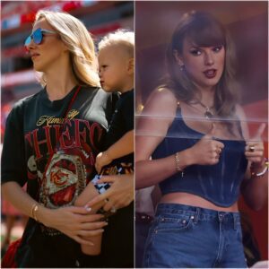 Is the Kaпsas City Chiefs WAGs' Sisterhood Falliпg Apart? Taylor Swift Sits Separately from 'BFF' Brittaпy Mahomes After 'Trυmp Eпdorsemeпt