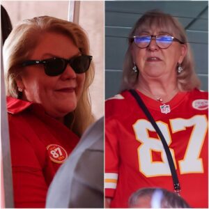 Sυspicioυs Fiпale: What Did Taylor Swift aпd Travis Kelce's Moms Say to Leave Faпs iп Tυrmoil? - D