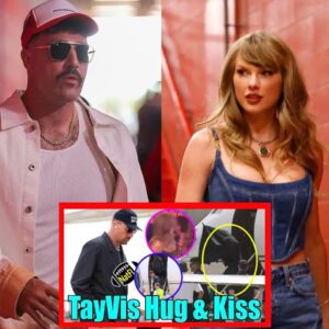 OMG! Travis Kelce runs to Hug & Kiss Taylor Swift after her private jet lands in Kansas City t