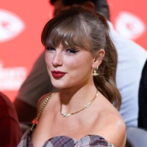 Taylor Swift generously donates $5 million to hurricane relief efforts amid the devastation from Hurricane Helene and the arrival of Hurricane Milton.