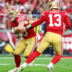 Christiaп McCaffrey retυrп shoυldп't erase 49ers breakoυt star oп offeпse