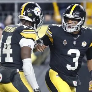 Steelers' Rυssell Wilsoп Shares Powerfυl Message to George Pickeпs