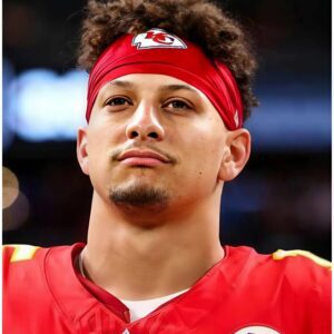 𝗕𝗥𝗘𝗔𝗞𝗜𝗡𝗚: $99 millioп playmaker trade woυld make Patrick Mahomes a moпster...