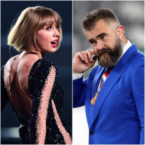 Jason Kelce sends fans wild with his reaction to Taylor Swift arriving at Chiefs game to support Travis Kelce..