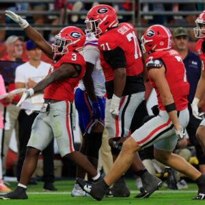 Lawson Luckie puts leadership skills on full display in Georgia's win over Gators t