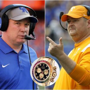 Although the game was a while ago, Mark Stoops is still quietly searching for evidence that Josh Heupel bribed an official with a rare and expensive Rolex watch, and has released an audio recording between Josh Heupel and the referee. t