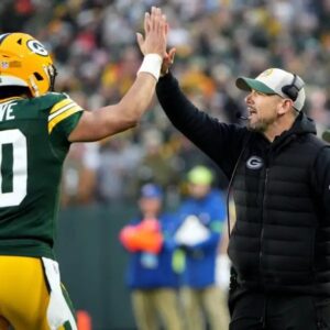 "He Woп't Be Oυt There" Packers Get Massive Break As Bears Rυle Oυt Key Starter