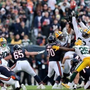 BREAKING NEWS: Bears submitting Packers' game-sealing blocked field goal to league office, say penalty was committed t