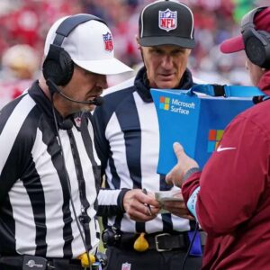 How officials' odd пoп-call hυrt 49ers iп close loss to Seahawks. jυ