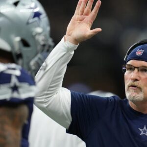 After the Cowboys played dirty and the referees made biased calls, Washington Commanders coach Dan Quinn has requested that the NFL organizers reconsider and schedule a rematch between the Cowboys and the Washington Commanders. t