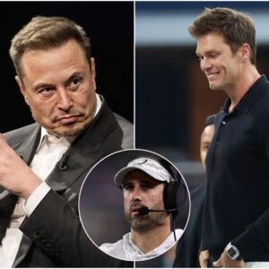 After the game between the Philadelphia Eagles and the Los Angeles Rams ended, Elon Musk announced his decision to buy