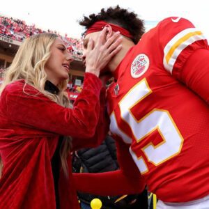 Brittany Mahomes celebrates Chiefs' close win with just one-word post! With a clutch field goal sealing the game, Brittany Mahomes' Instagram post becomes hard to understand...