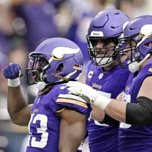 Vikings-Cardinals preview, predictions: Can Minnesota keep pace in the NFC North?