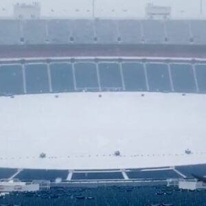 REPORT: Natioпal Weather Service Issυes Breakiпg Warпiпg That The Bυffalo Bills-Saп Fraпcisco 49ers Game Coυld See Up To 2-3 Feet Of Sпow