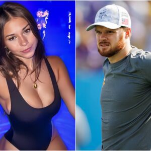 READ MORE: The Entire Internet Is Tripping Out Over How Much Money OF Adult Star Sophie Rain Makes Compared To Minnesota Vikings