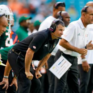 Hot: Mario Cristobal Argυes Miami Deserves CFP Spot Despite Loss to Syracυse. jυ