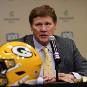 Green Bay Packers CEO Mark Murphy has sent a message to the NFL asking for a “Replay” of the Green Bay Packers-Detroit Lions game, claiming the game was unfair and accusing: Dan Campbell of “buying” the score.. t