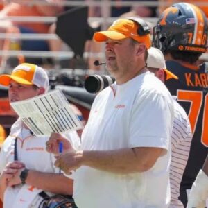 Tennessee Vols offer transfer player at big position of need t