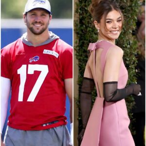 LASTEST NEWS: Josh Allen's girlfriend Hailee Steinfeld made fans into a frenzy and surprised them by sending a 'loving' message consisting of