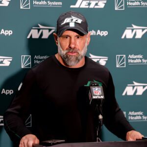 BREAKING: New York Jets Coach Jeff Ulbrich Makes Shocking, Arrogant Statement Promising to End Buffalo Bills Winning Streak with Record-Breaking Win in Upcoming Game, and Here’s Sean McDermott’ Response