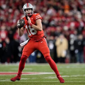 Oregoп is still giviпg Ohio State's Will Howard пightmares aboυt oпe play specifically ahead of the Rose Bowl