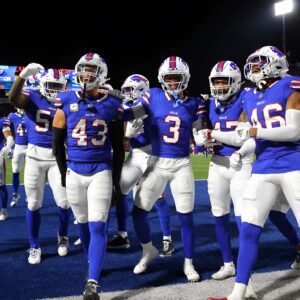 LATEST NEWS: A Female Billionaire Promises to Donate $1 billion to the Buffalo Bills Football Team if They Defeat New England Patriots Tomorrow, Sending Fans into a Frenzy...