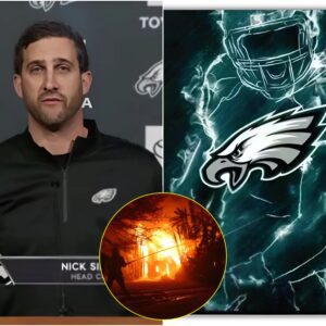 The entire Philadelphia Eagles team donates $100 million to support the recovery efforts following the wildfire in Los Angeles.