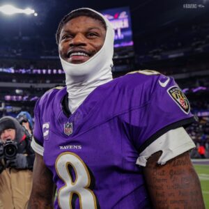 "VIRAL MOMENT: LAMAR JACKSON AND DEION SANDERS VIDEO EXPLODES AFTER RAVENS-STEELERS CLASH!"