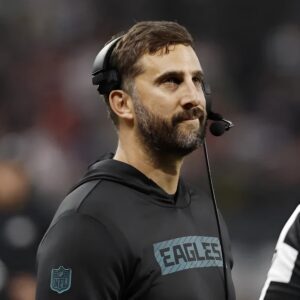 Nick Sirianni Clears Demand for Eagles Locker Room After Earning Matt LaFleur’s Respect in Wildcard Win