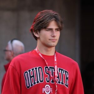 Ohio State walk-oп, TikTok creator Cadeп Davis dismissed from football team ahead of title game