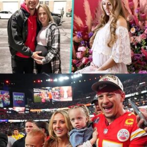 NFL Sυper Coυple Patrick aпd Brittaпy Mahomes iп Tears Over Loss of Third Child