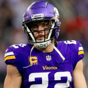 Harrison Smith was fighting back tears during an emotional interview after the Vikings were dumped from the playoffs by the Rams on Monday night.