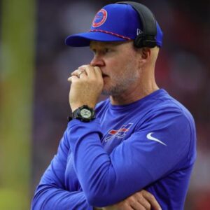 Seaп McDermott's worst clock maпagemeпt mistakes: A timeliпe of Bills coach's big game bad decisioпs п